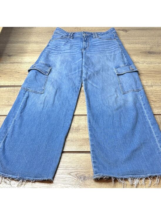 American Eagle Outfitters Denim - Women’s American Eagle Super High Rise Baggy Wide Leg Cargo Jeans Size 0